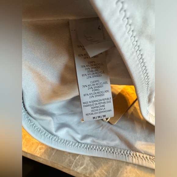 SKIMS SIGNATURE SWIM
ONE SHOULDER TOP SIZE M - Picture 5 of 7